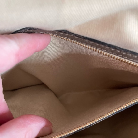 Rare Valentino Garavani Python Tote - Picture 5 of 8